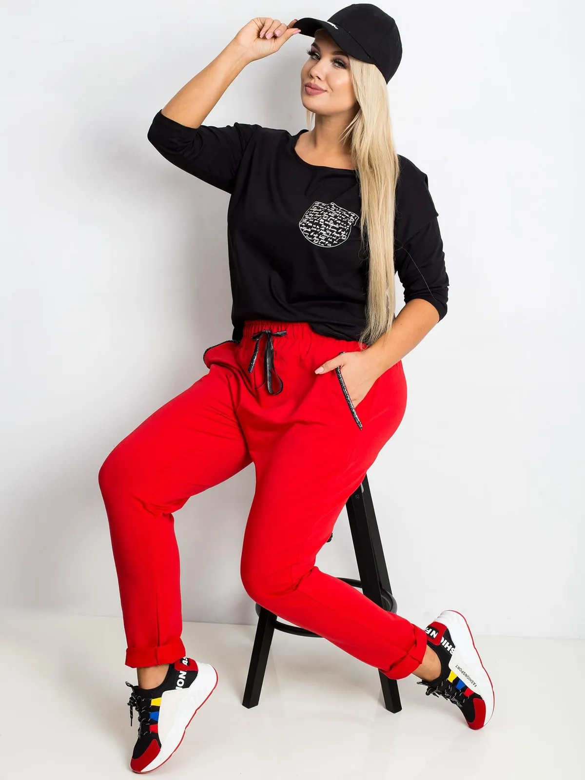 Czerwone bawełniane spodnie plus size - zdjęcie 3