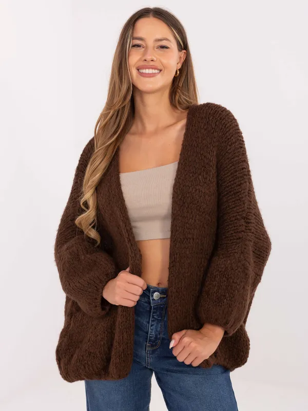 Krótki sweter o kroju oversize z warkoczowym splotem - widok 2