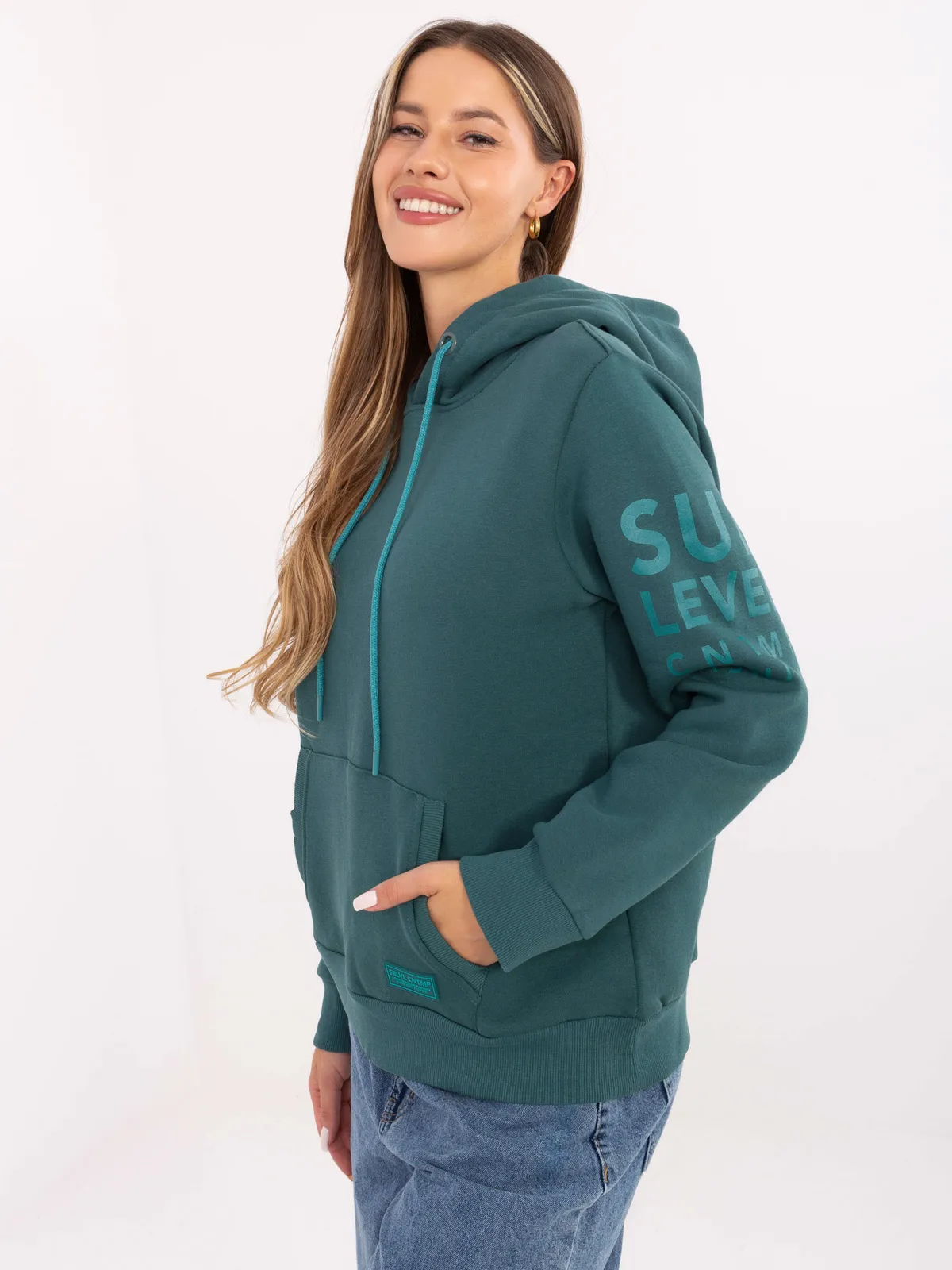 Casualowa bluza z kapturem i nadrukami - zdjęcie 2