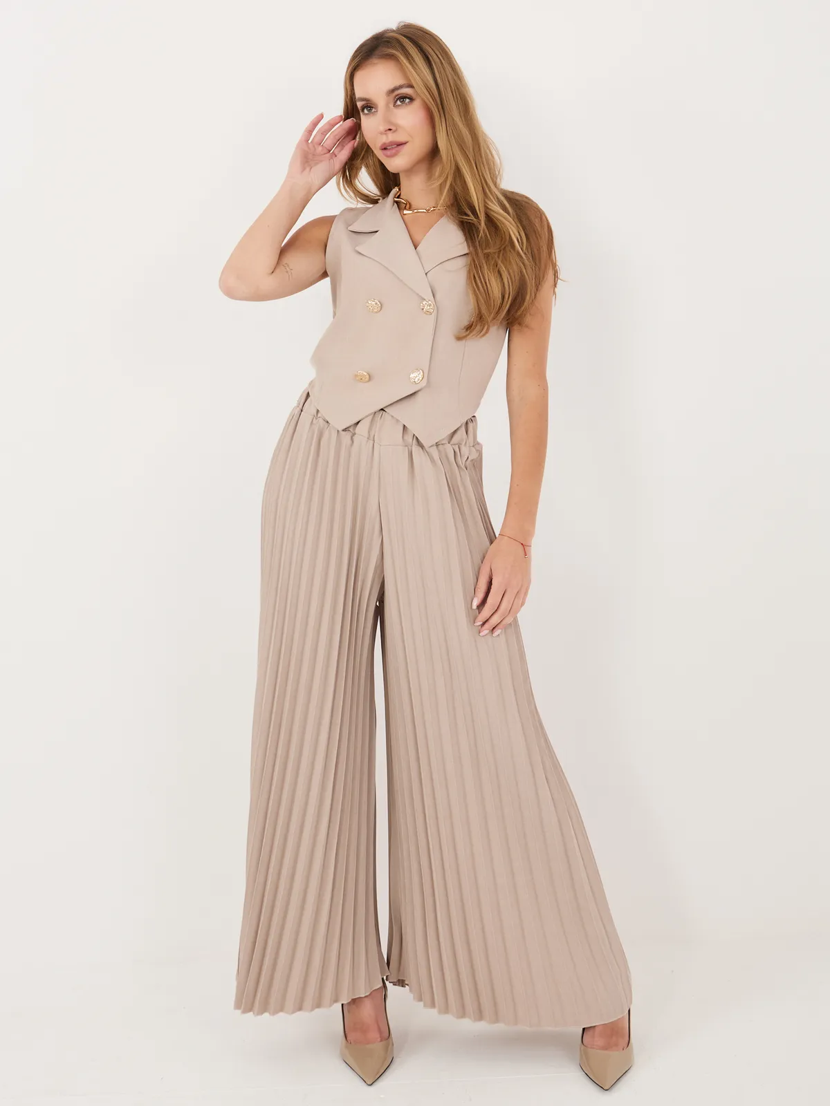 Elegancka kamizelka z dwurzędowym zapięciem i guzikami - zdjęcie 1