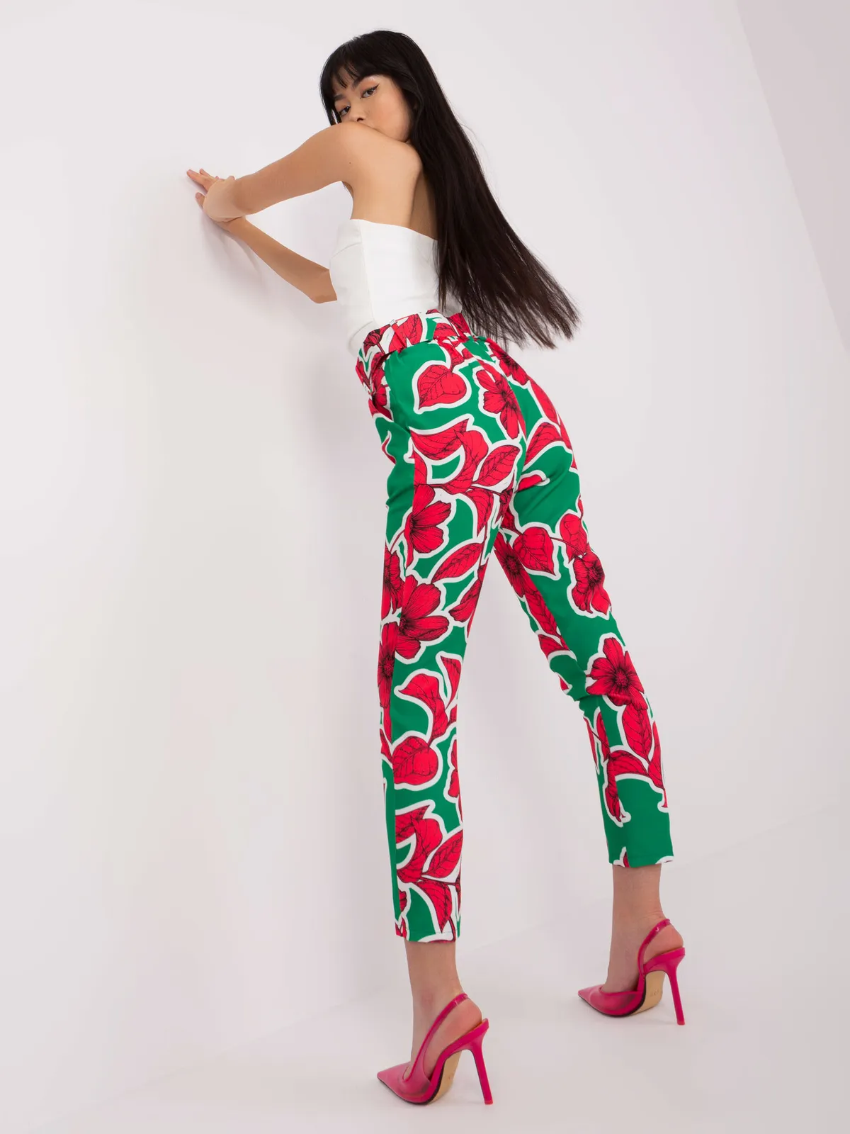 Zielono-różowe eleganckie spodnie z printem - zdjęcie 2