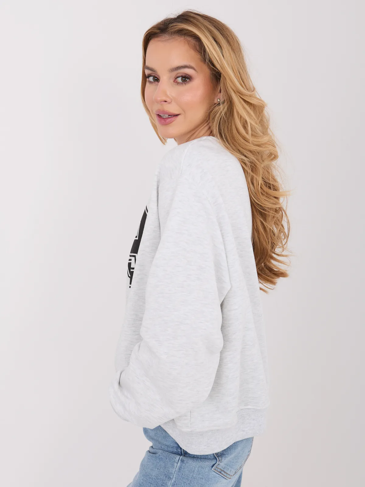 Bluza oversize w sportowym stylu z nadrukiem - zdjęcie 1