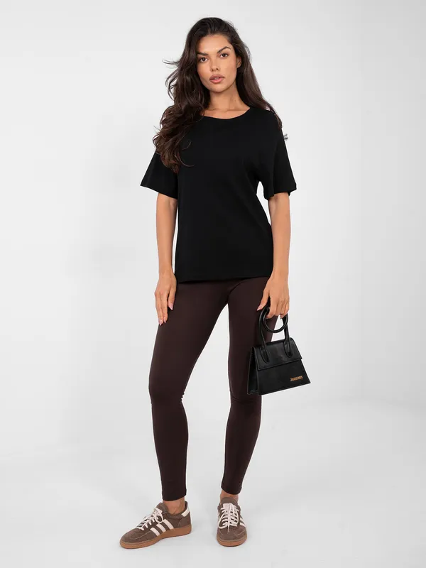 Casualowy T-shirt o luźnym kroju oversize