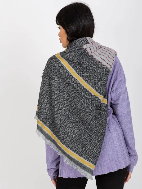 Czarno-żółty damski szal zimowy we wzory