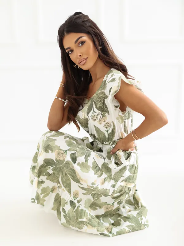 Zwiewna sukienka midi z falbankami przy rękawach