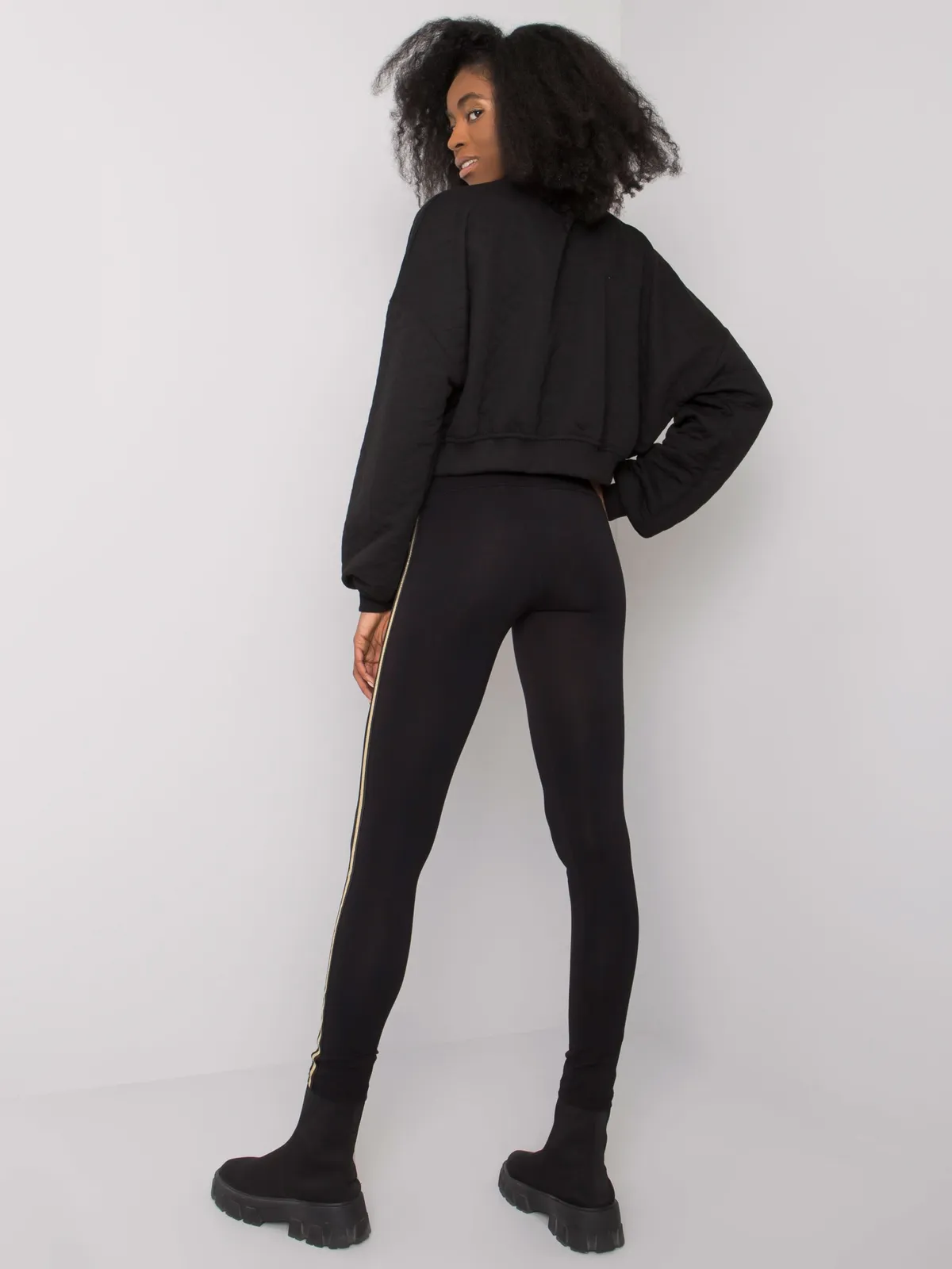 Dopasowane legginsy z ozdobnym lampasem na boku - zdjęcie 1