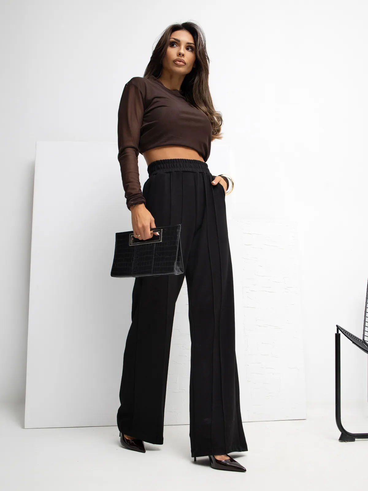 Eleganckie spodnie z wysokim stanem i przeszyciami - zdjęcie 1