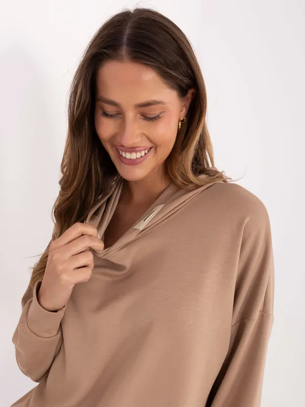 Casualowa bluza z kapturem o kroju oversize - widok 2