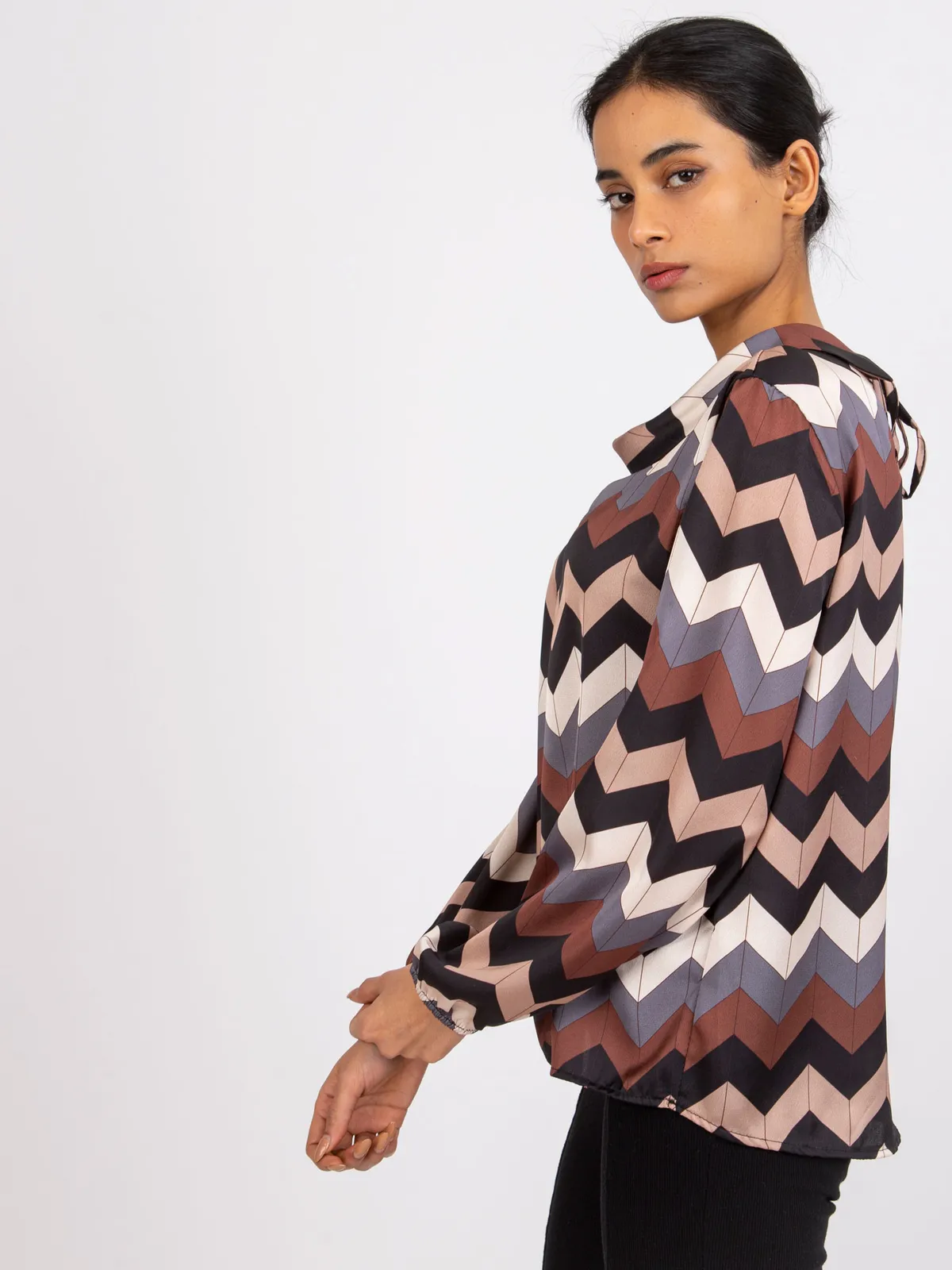 Wizytowa bluzka ze stójką i wiązanym tyłem - zdjęcie 1