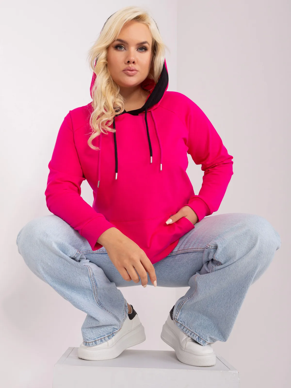 Zielona bluza damska basic plus size - zdjęcie 1