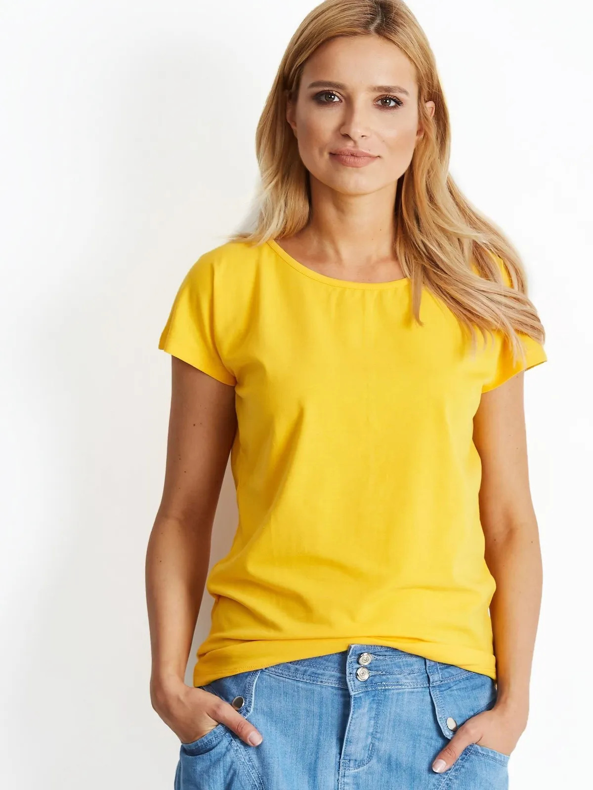 T-shirt basic ciemnożółty - zdjęcie 2