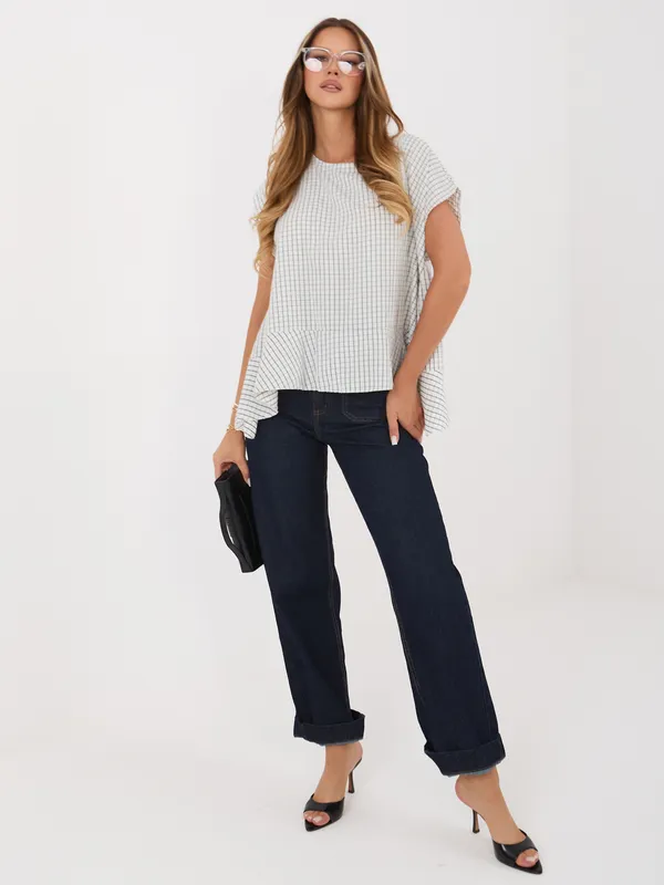 Zwiewna bluzka z falbaną w kratkę