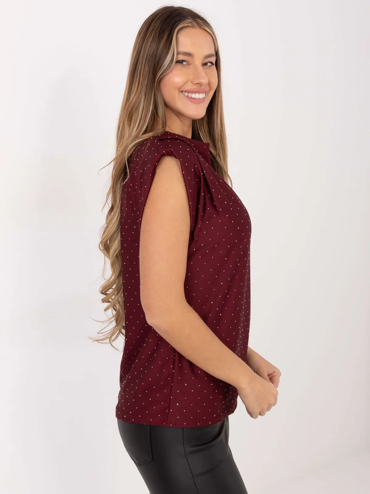 Elegancka bluzka z ozdobnym dekoltem typu woda - zdjęcie 1