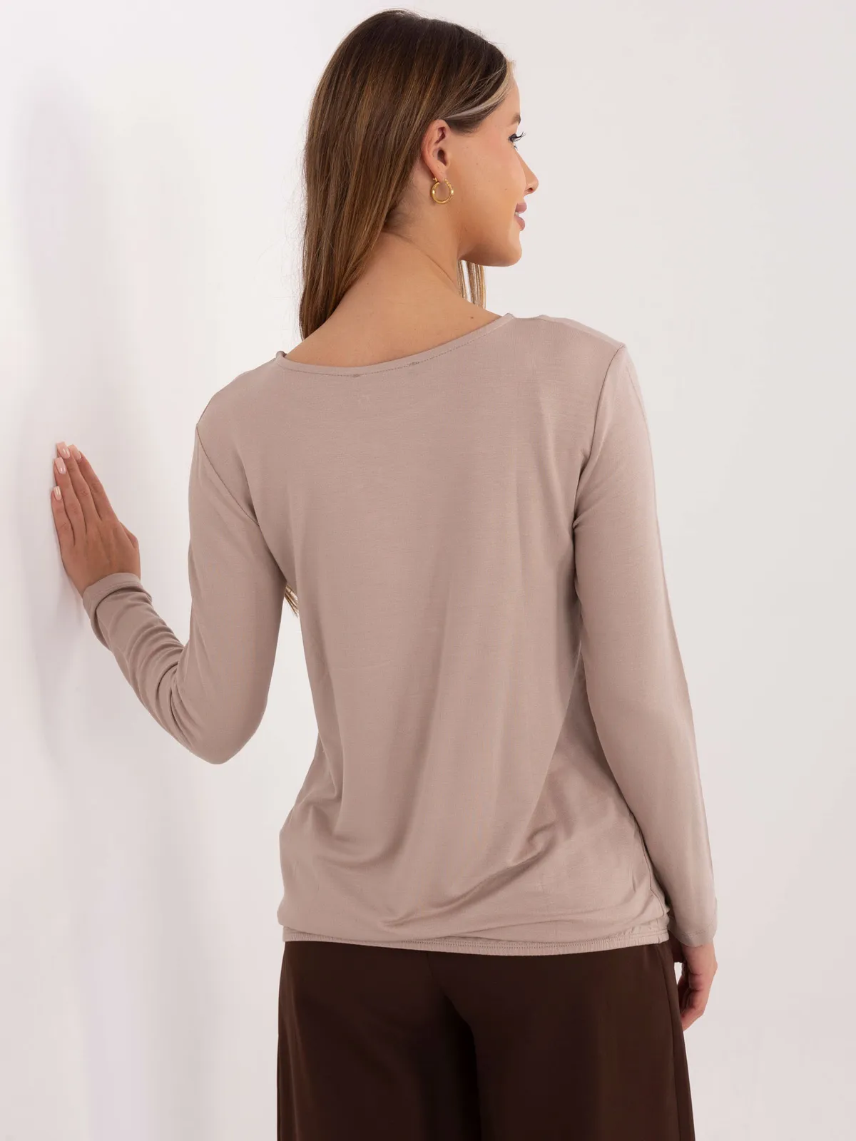 Klasyczna bluzka basic z długim rękawem - zdjęcie 1