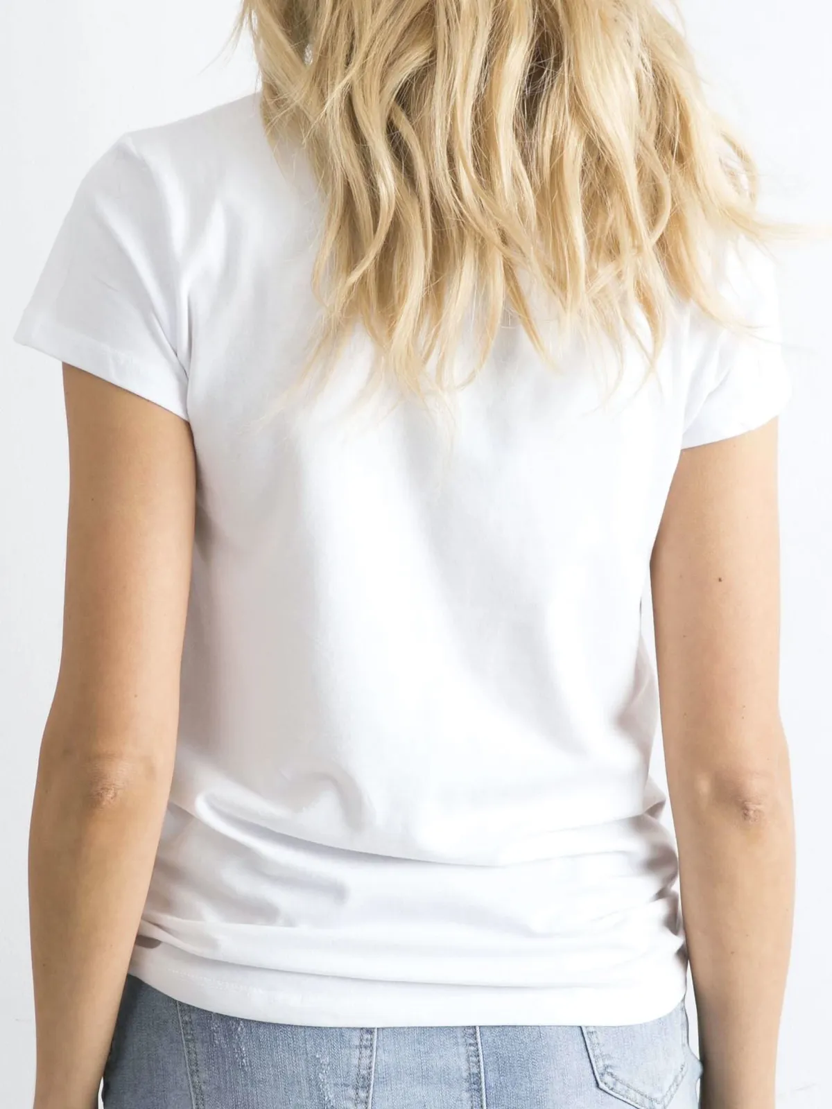 Biały t-shirt Peachy - zdjęcie 9