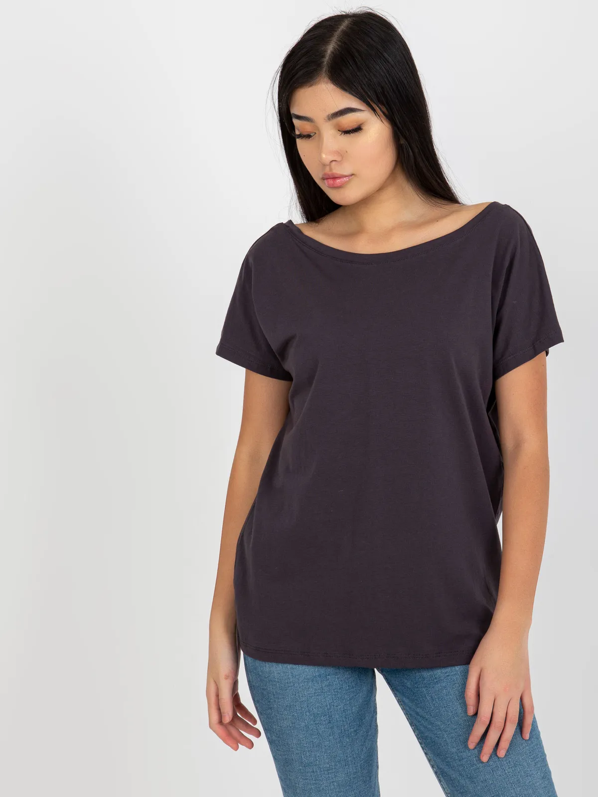 Grafitowy t-shirt basic z dekoltem na plecach Fire - zdjęcie 5