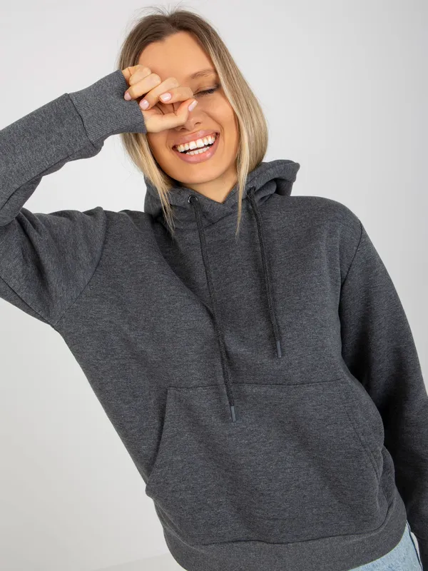 Ciemnoszara dresowa bluza basic kangurka RUE PARIS - widok 2