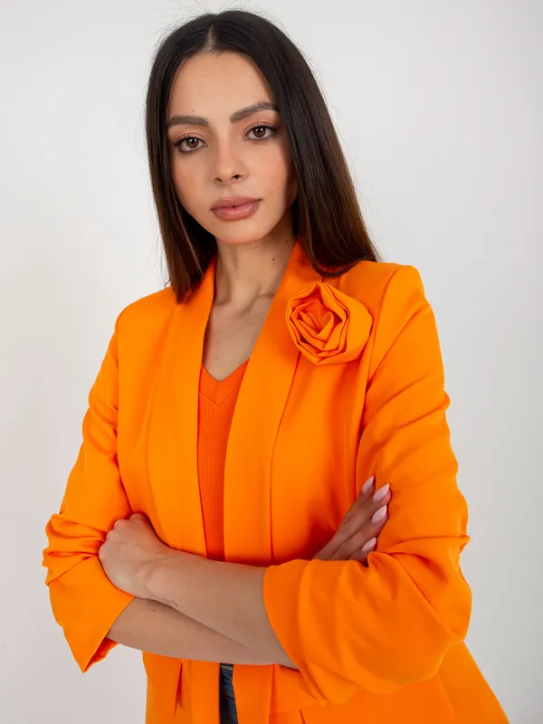 Zielona elegancka marynarka z kwiatem OCH BELLA