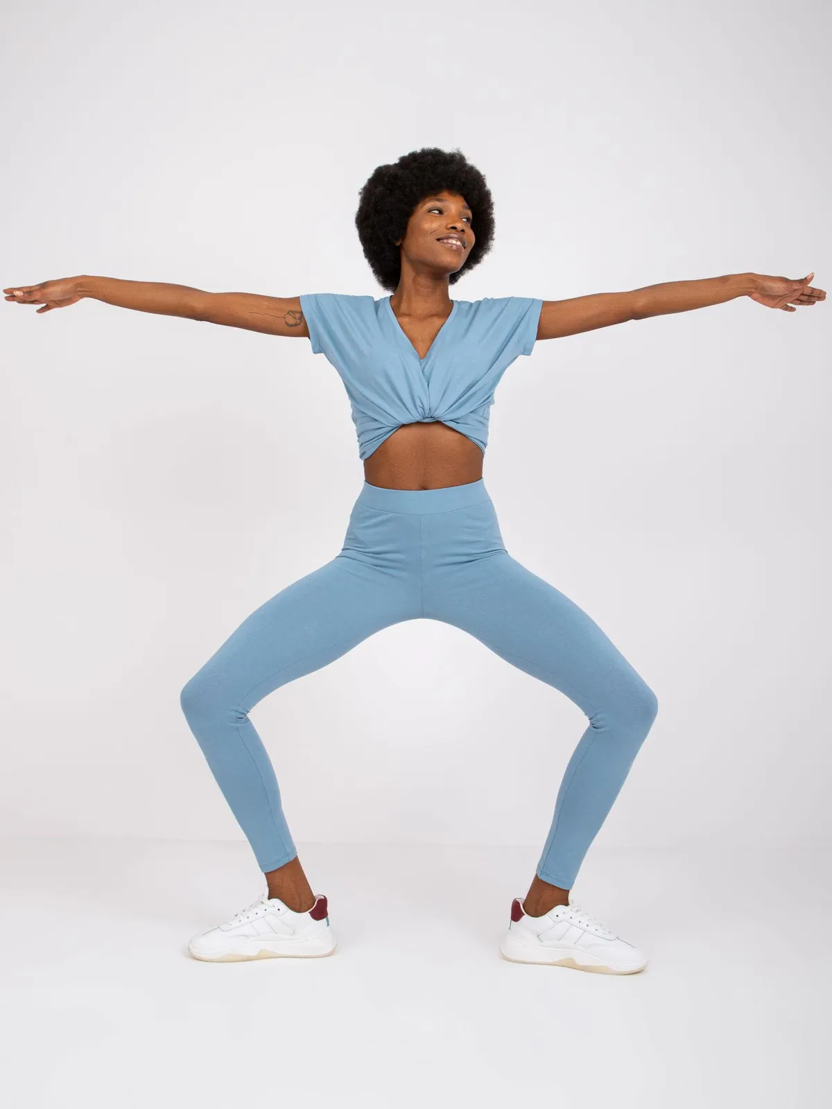 Dopasowane legginsy basic z wysokim stanem - zdjęcie 1