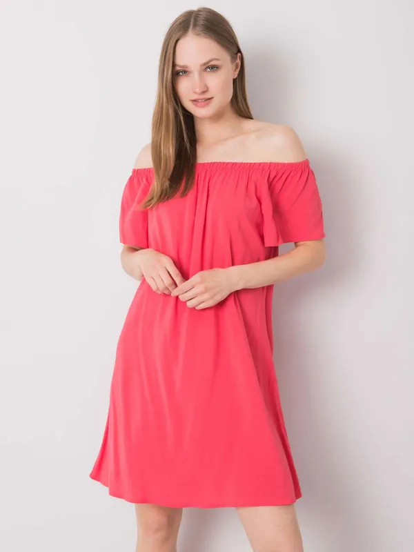 FRESH MADE Malinowa sukienka z hiszpańskim dekoltem - widok 2