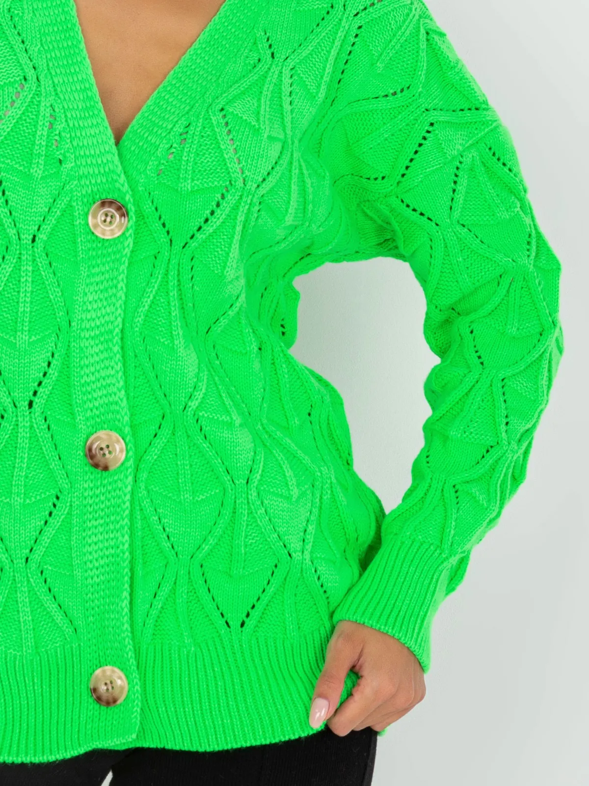 Fluo zielony sweter rozpinany w ażurowy wzór RUE PARIS - zdjęcie 5