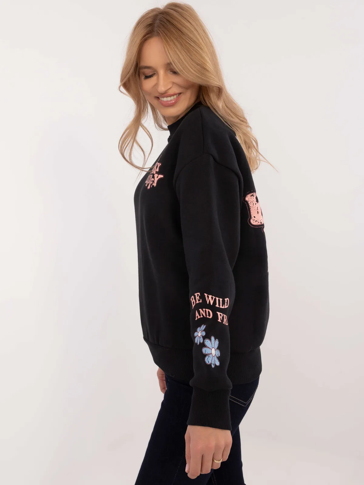 Oversize'owa bluza casualowa z kwiatowym nadrukiem - zdjęcie 3