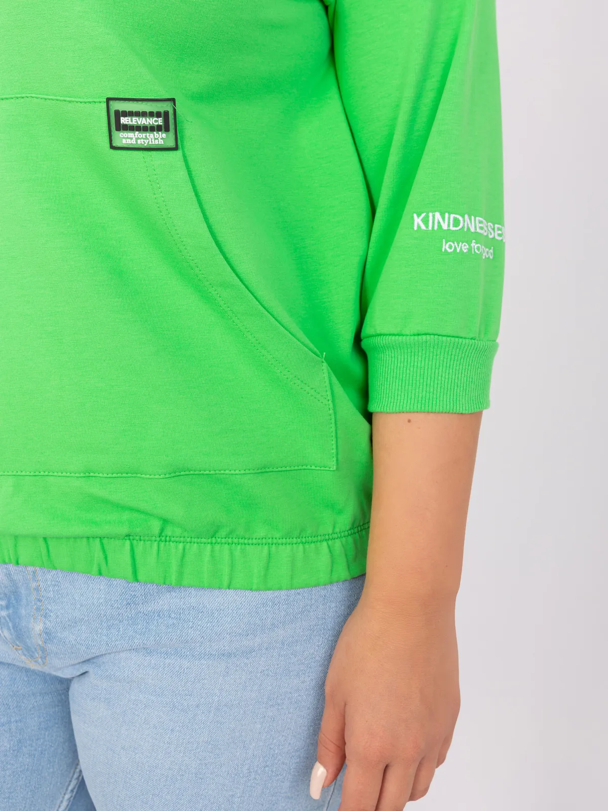 Zielona bluzka plus size z kieszenią - zdjęcie 3