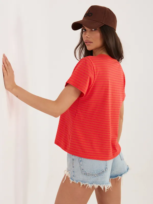 Klasyczny T-shirt w paski z haftem - widok 2