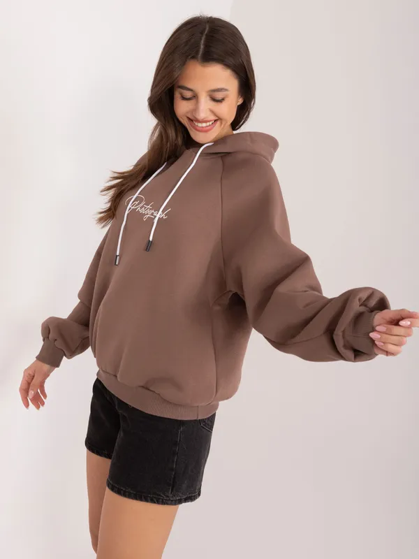 Wygodna bluza z kapturem o kroju oversize - widok 2