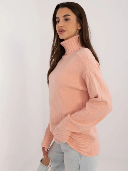 Klasyczny sweter oversize z wysokim golfem