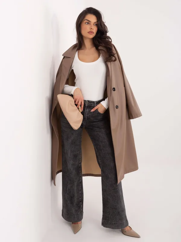 Prążkowane body z długim rękawem o dopasowanym kroju - widok 2