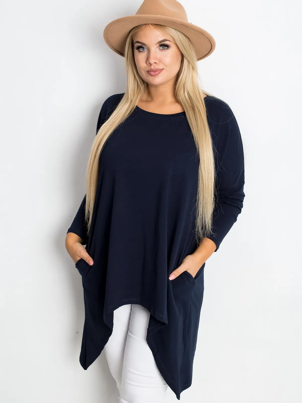 Tunika czerwona plus size - zdjęcie 4