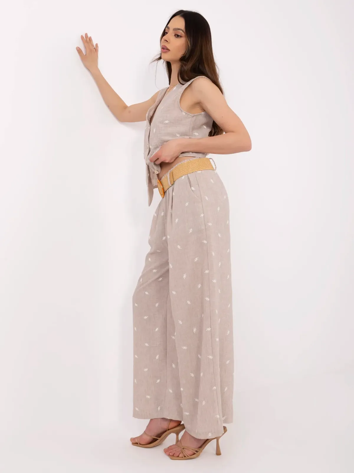 Wakacyjny komplet z kamizelką i spodniami palazzo - zdjęcie 1