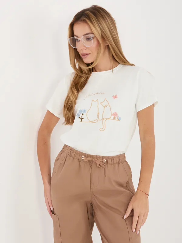T-shirt z urokliwym haftem w kotki - widok 2