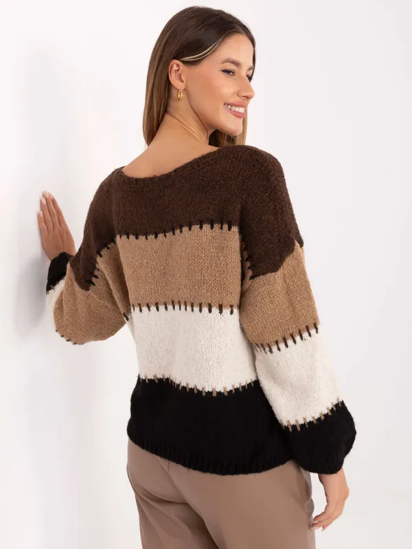 Ciepły sweter oversize o luźnym kroju - widok 2