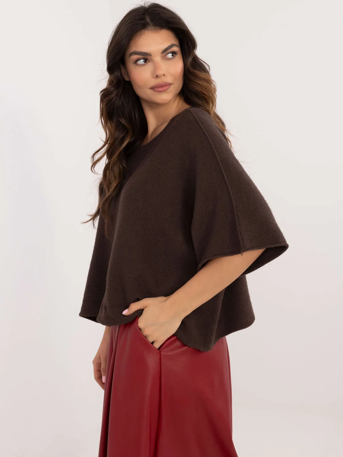 Sweter typu nietoperz o swobodnym kroju oversize - zdjęcie 1