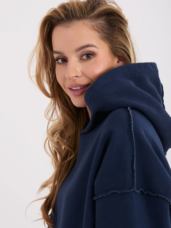 Casualowa bluza z kapturem o kroju oversize