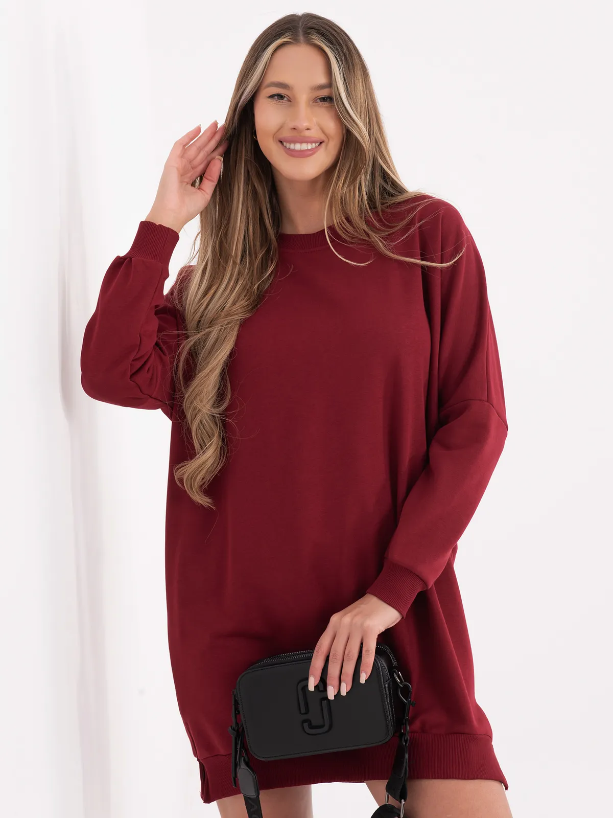 Morska sukienka dresowa oversize - zdjęcie 5