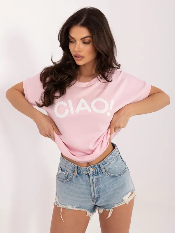 Casualowa bluzka oversize z ozdobnym napisem - widok 2