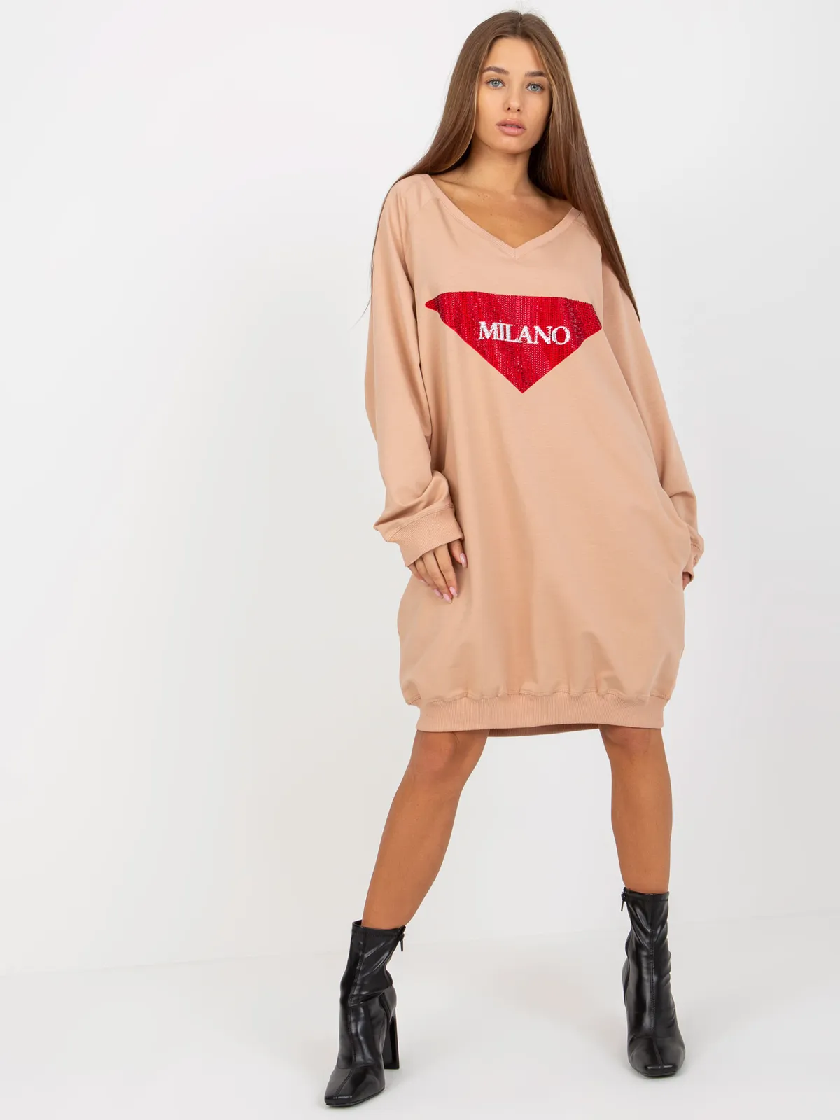 Beżowa długa bluza oversize z aplikacją z dżetów - zdjęcie 6