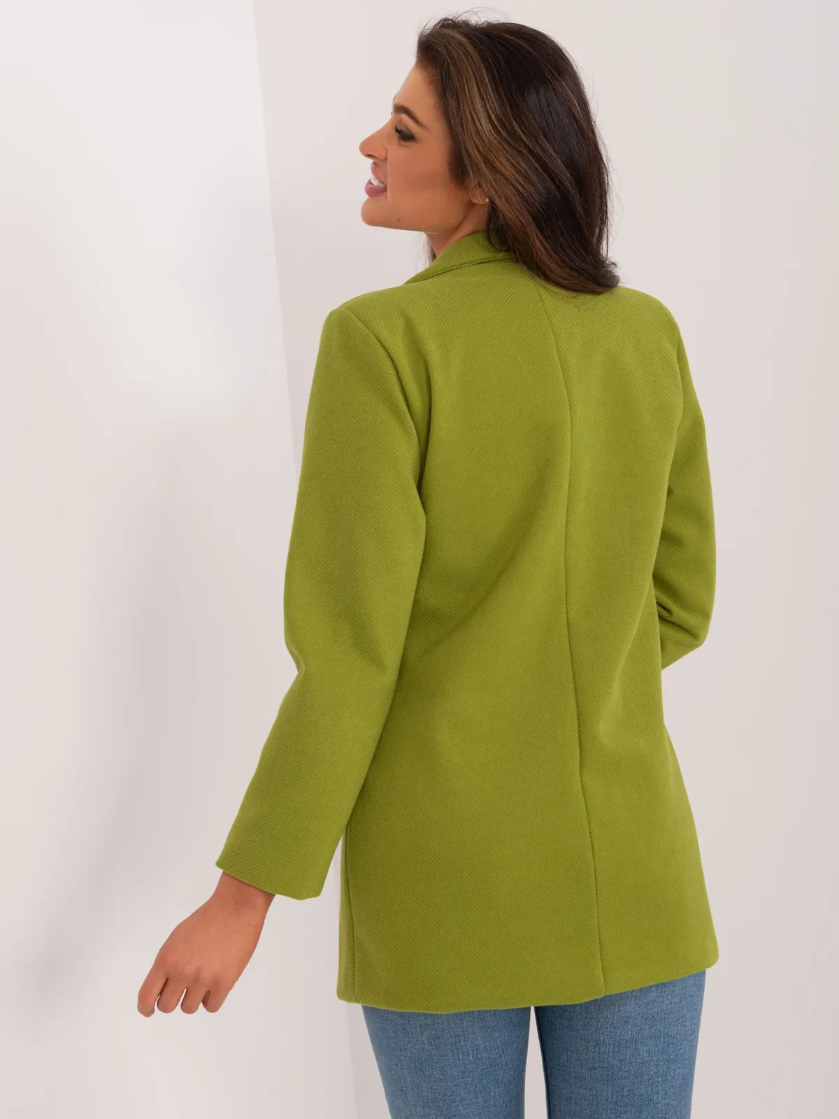 Klasyczna marynarka o kroju oversize z guzikiem - zdjęcie 1