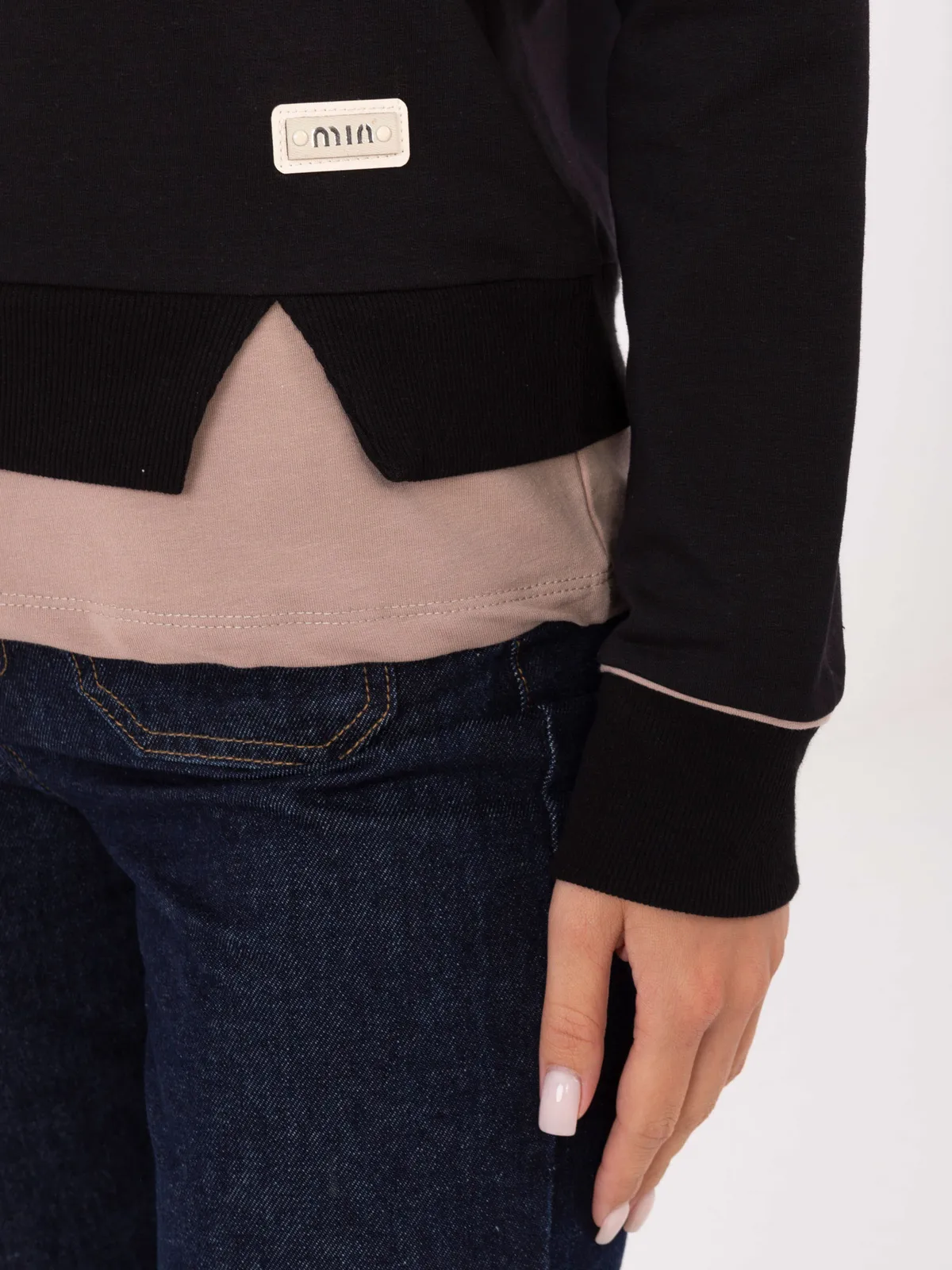 Casualowa bluza z efektem warstwowego wykończenia - zdjęcie 1