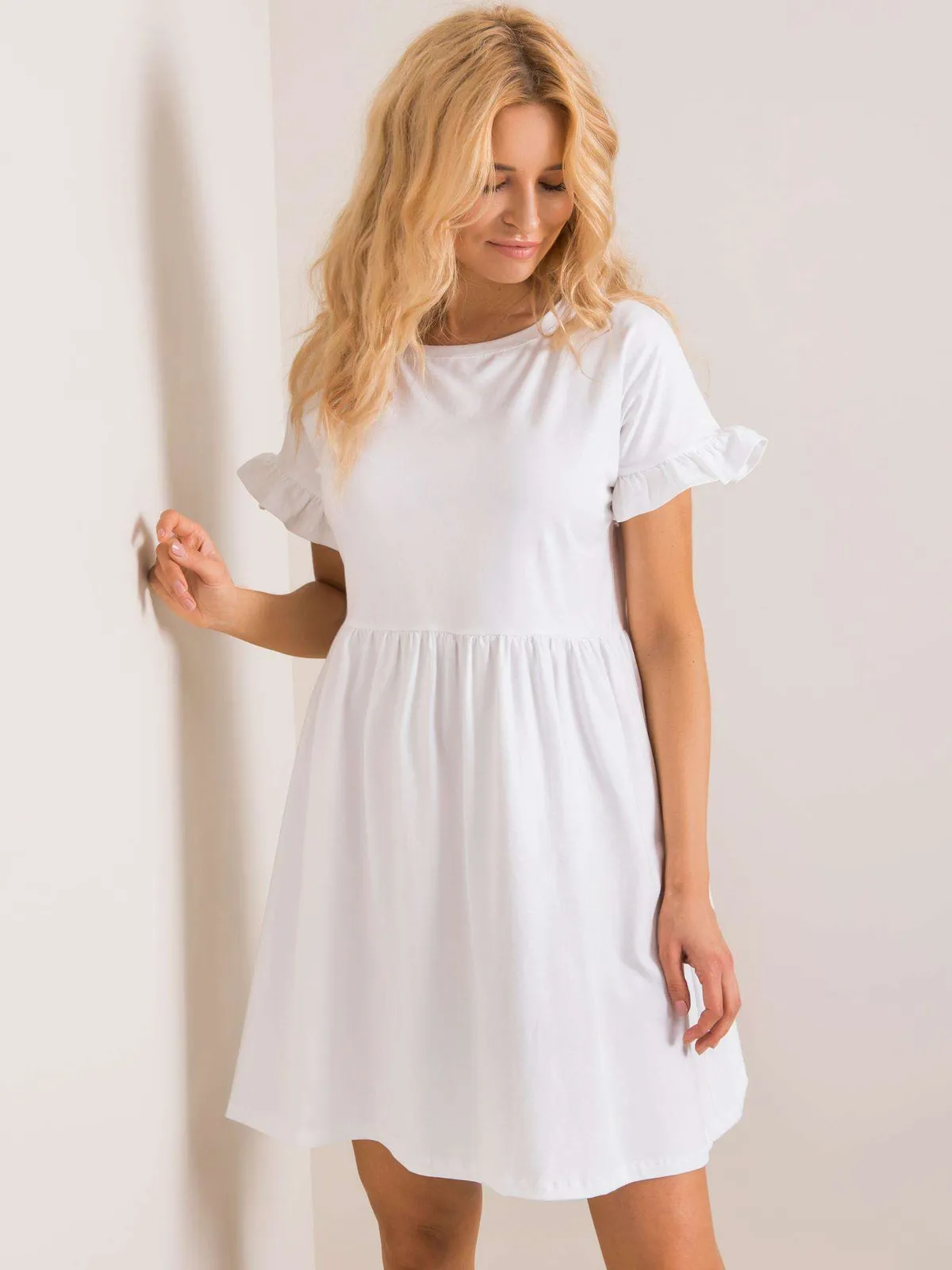 RUE PARIS Czarna sukienka oversize - zdjęcie 2