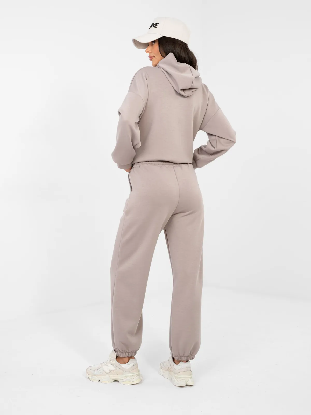 Bluza oversize z kapturem i nadrukiem - zdjęcie 1