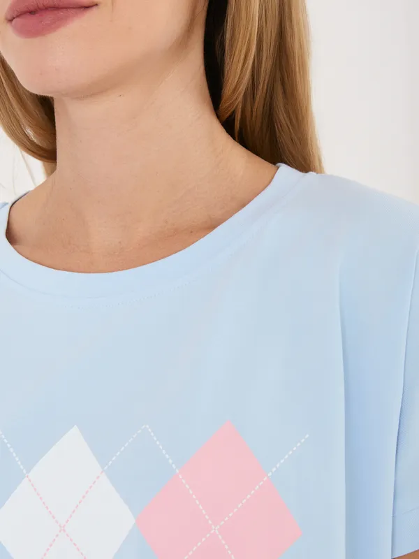T-shirt oversize z geometrycznym wzorem rombów - widok 2