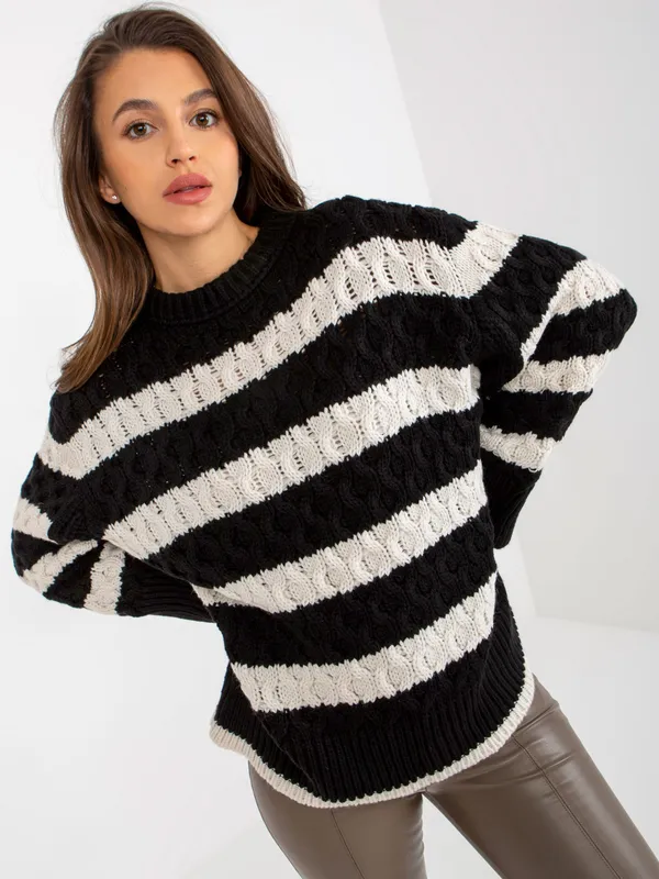 Brązowo-ecru dzianinowy sweter oversize w paski