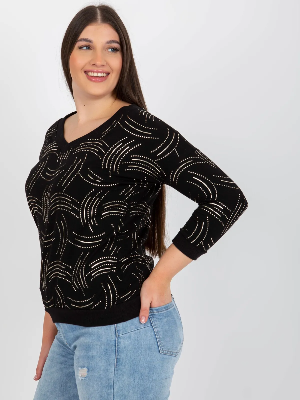 Czarna bluzka plus size z nadrukiem i rękawem 3/4 - zdjęcie 5