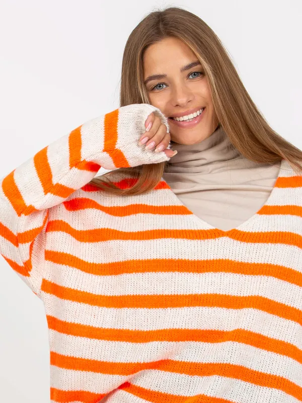 Różowo-zielony sweter oversize w paski OCH BELLA - widok 2