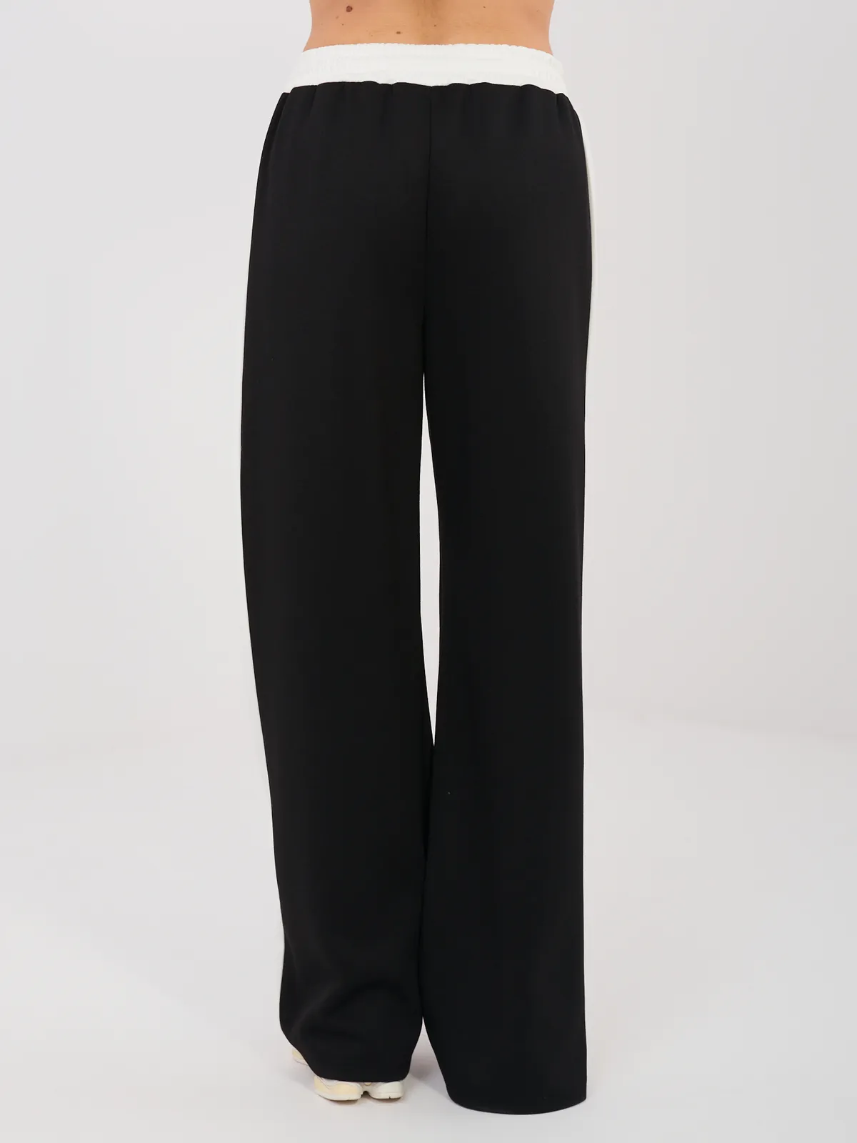 Wygodna bluza oversize z ozdobnym napisem - zdjęcie 1