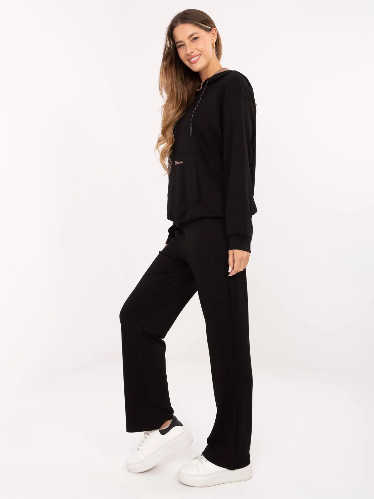 Komplet dresowy z bluzą z kapturem - zdjęcie 1